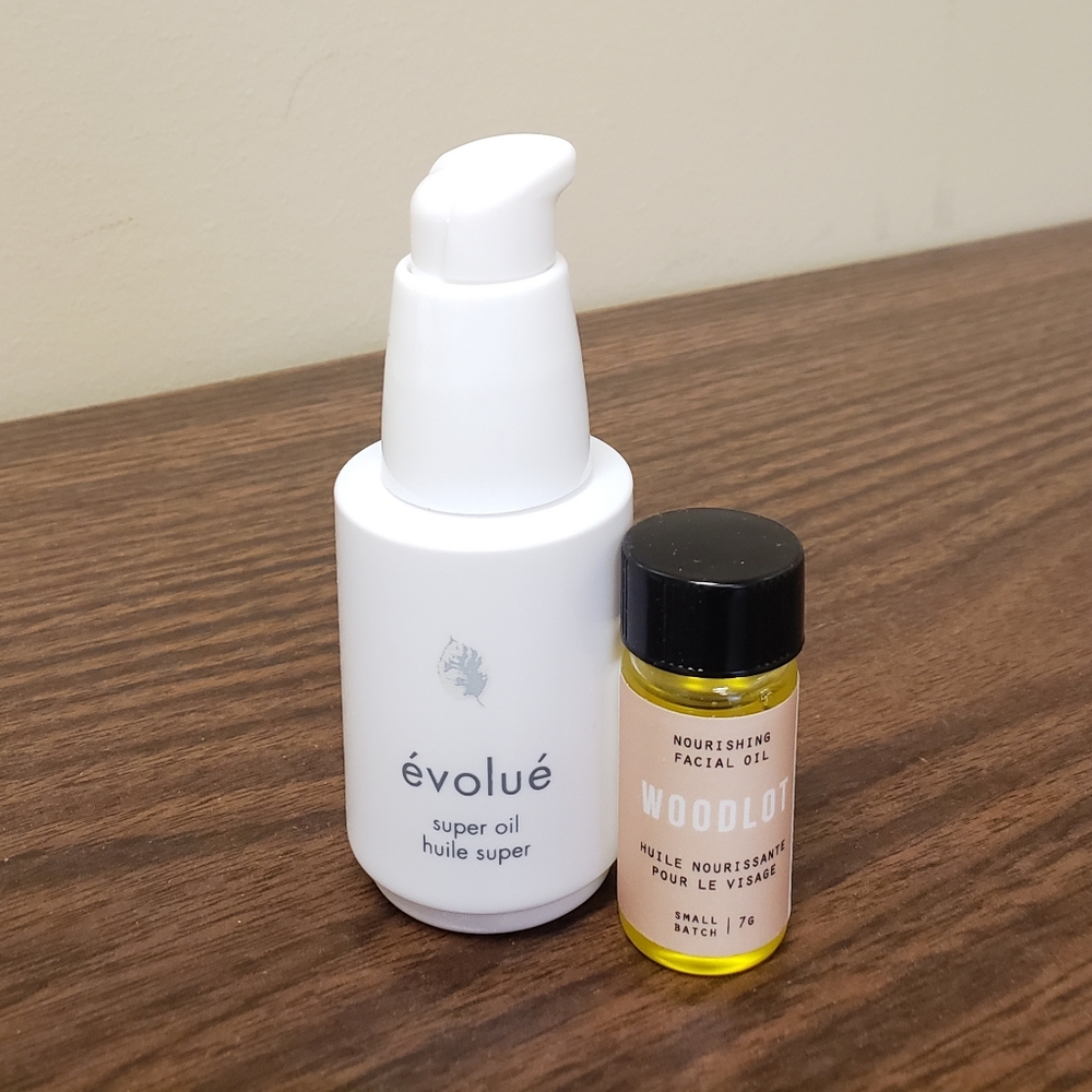NWT Facial Oil Set